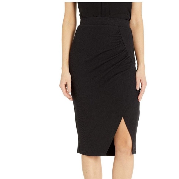 BCBGeneration ❤️ Black Slit Knit Knee Skirt - Picture 1 of 8